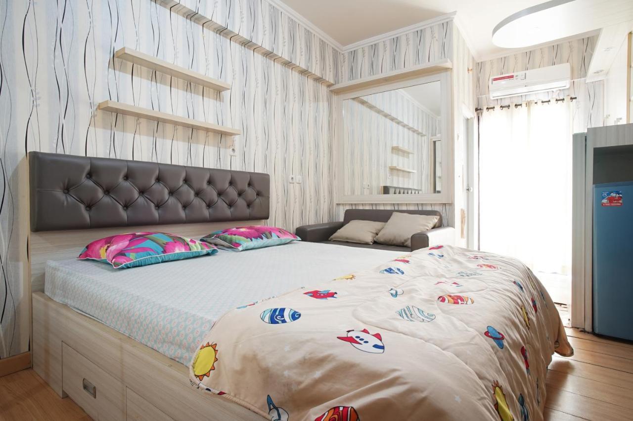 Planet Room Kemang View Bekasi Kültér fotó